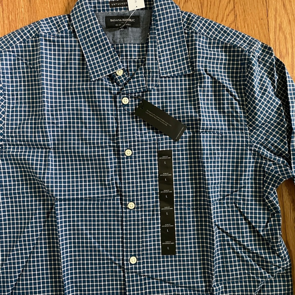 Banana Republic Men’s Long Sleeve Shirt - Picture 2 of 6